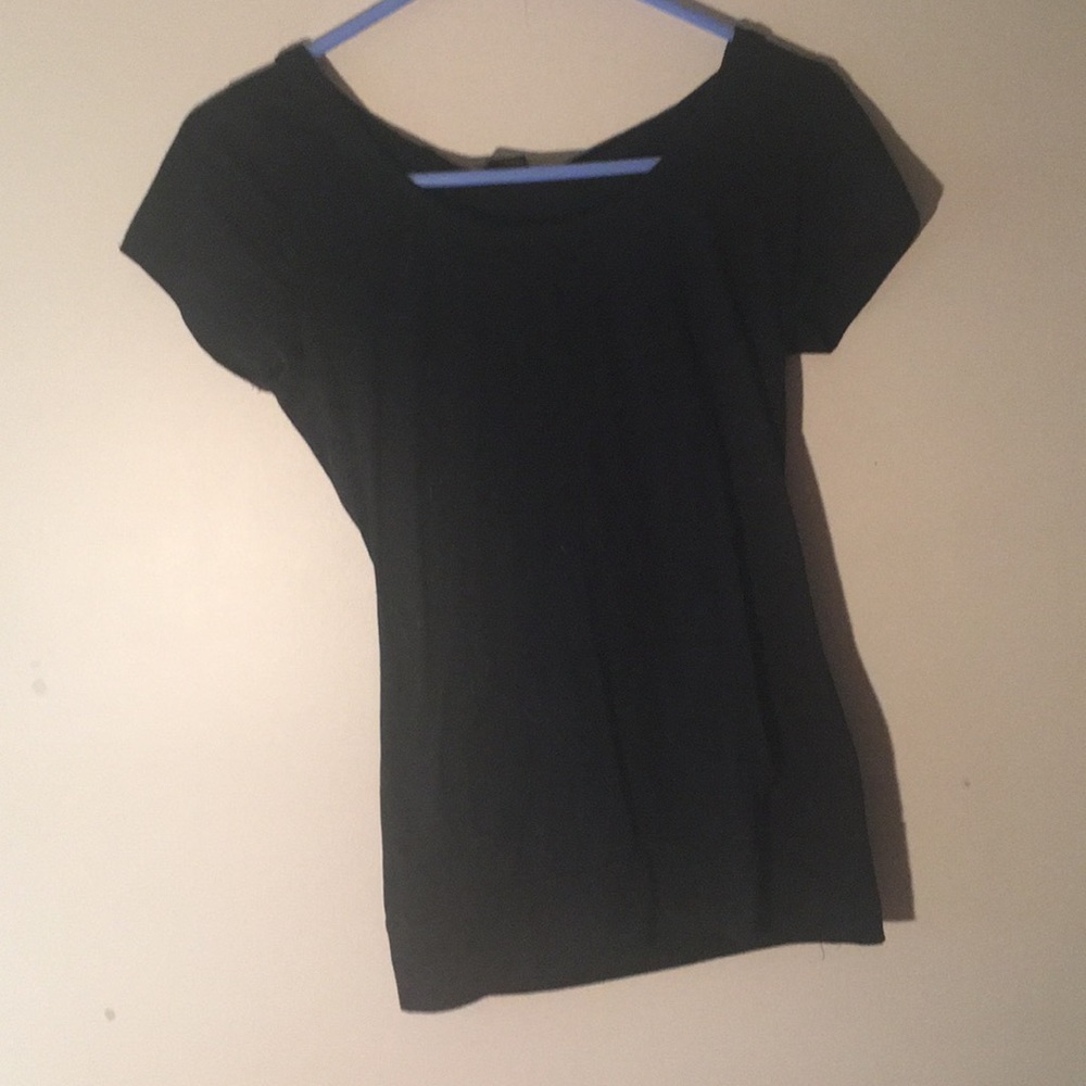 Black hooded T-shirt